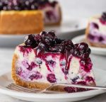 Blueberry and vanilla cheesecake