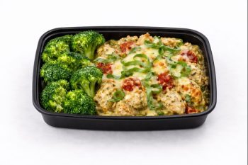 Pesto chicken casserole